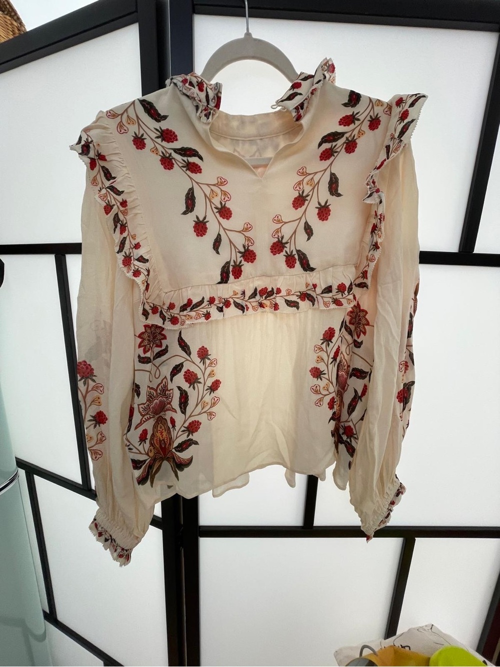 ๐๐FARM Rio Cream Boho Embroidered Peasant Blouse with Floral Yoke - Picture 3 of 6